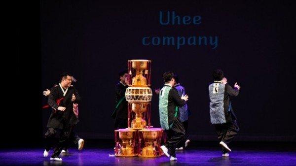 (존 F. 케네디센터에서 ‘유희노리’ 공연 中  사진제공 Anthony Lyons) (1).jpg