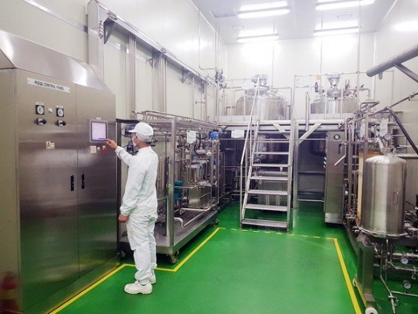 0310-2 안동시  천연색소산업 경영 역량 강화로 매출 견인 나서-공정사진.jpg