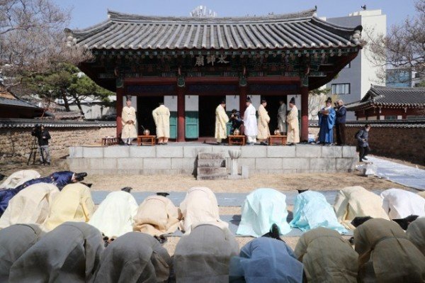 0310 2023년 안동 태사묘 춘계향사 봉행 (17).JPG