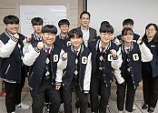 230307_이재용-삼성전자-회장_구미전자공고-방문-2.jpg