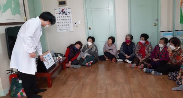 [선산보건소] 찾아가는 혈관튼튼 건강교실 사진 2.jpg