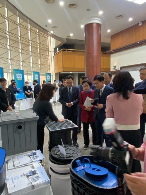 3.2023_세계_물의_날_행사사진2 (1).jpg