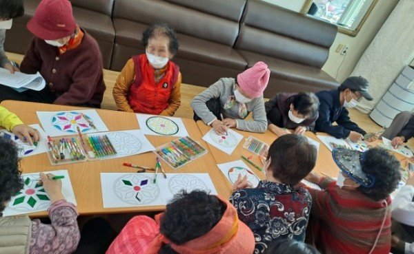 [건강증진과] 우리마을예쁜치매쉼터.jpg