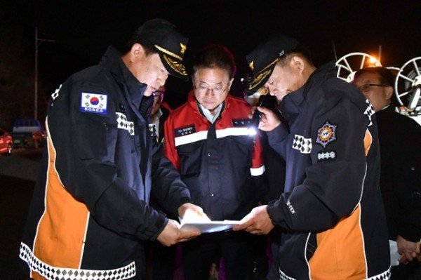 1.산불현장지휘1.jpg