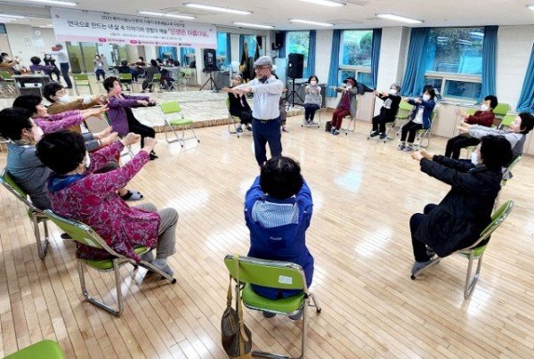 230407_노인복지관, 문화예술교육 지원사업_주민복지실 (2).jpg
