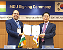 [사진2]_19일_경기_고양시_킨텍스에서_한국제약바이오협회와_인도_제약협회(IDMA)가_업무협약(MOU)을_체결하고,_장병원_한국제약바이오협회_부회장(사진_오른쪽)과_다라_파텔_IDMA_사무총장이_기념촬영을_하고_있다..png
