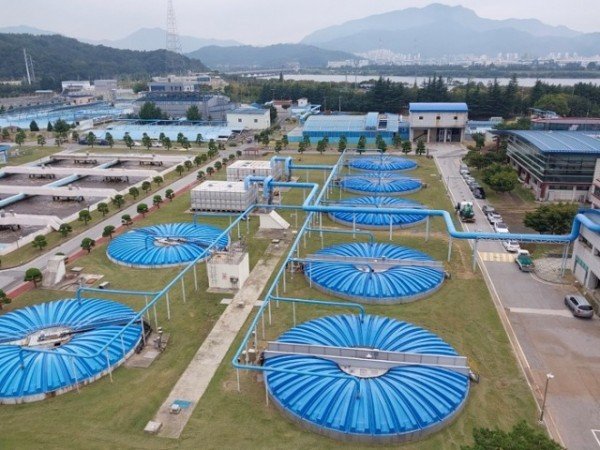 사진(활성 미생물 지원).jpg