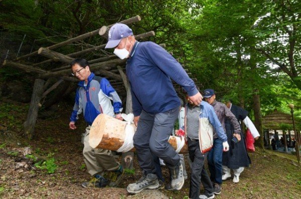 영주3-1 영주시 제34회 죽령장승제가 개최 되었다.jpg