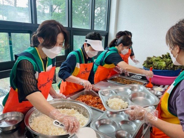 [가족보육과] 여성단체협의회 봉사활동 2.jpeg