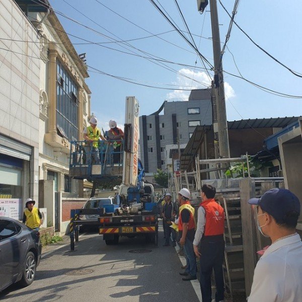 [도시재생과] 옥외광고물 안전점검 2.jpg