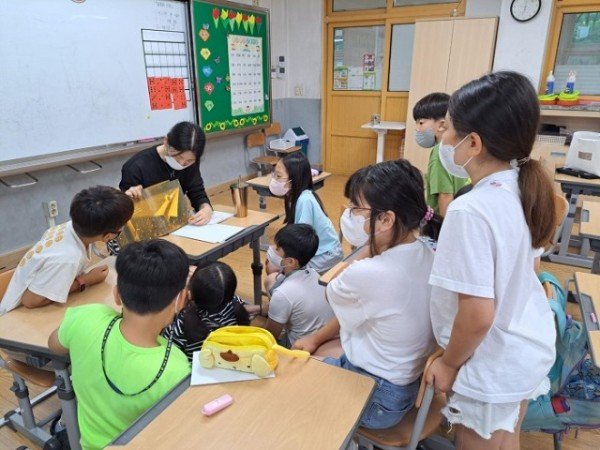 3.경북교육청,‘우리 반 희망 사다리 교실’로 학습결손 해소 지원(우리 반 희망 사다리 교실 사진)01.jpg