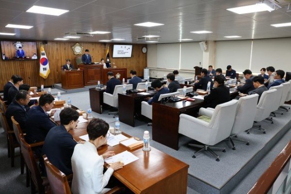 23.06.12.(월) 영주시의회 보도자료 사진 (1) (1).jpg