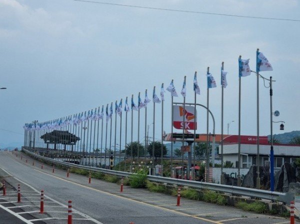 230620_하늘길을 열고 미래로, 여기는 대구광역시 군위군입니다.jpeg
