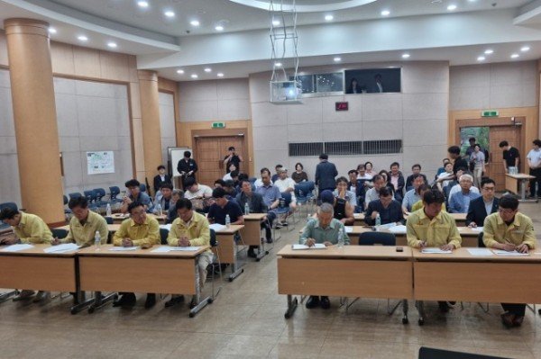 영주-2-2 가흥신도시~세무서사거리 도로개설 주민설명회 현장.jpg