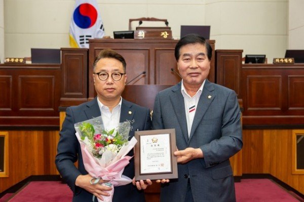 11. 행정사무감사 우수 의원 - 김민성 의원.JPG