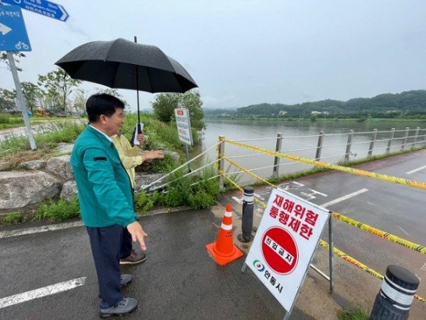 0714-3 신동보 안동시 부시장  호우 대비 인명피해우려지역 등 긴급 점검 나서 (2).jpg