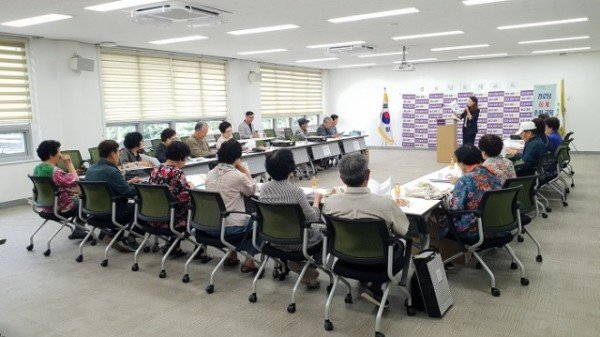 0714-4 안기동 경로당 찾아가는 회계교육 실시 (2).jpg