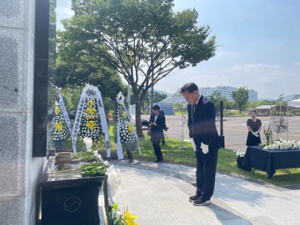[복지정챙과] 장진홍 선생 93주기 추모식 2.jpeg