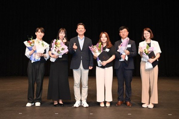 [민원봉사과] 친절공무원 선발.JPG
