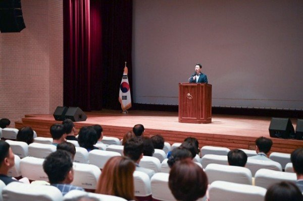 [총무과] 시정유공발전 표창식 4.JPG
