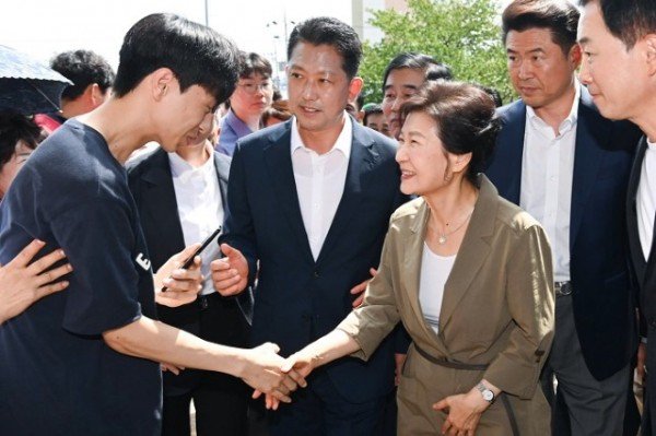 [새마을과] 박근혜대통령 생가 방문 4.JPG