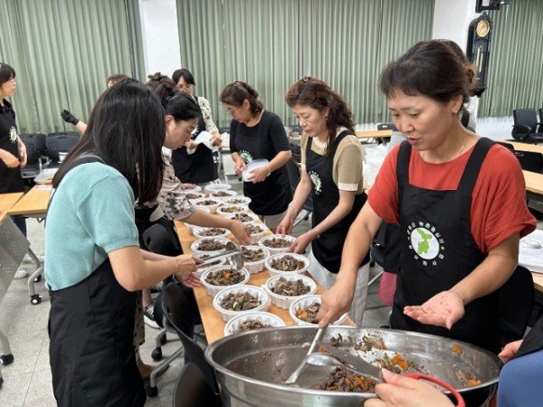 230816_행복도시락 나눔 프로그램_지역활력과.jpg
