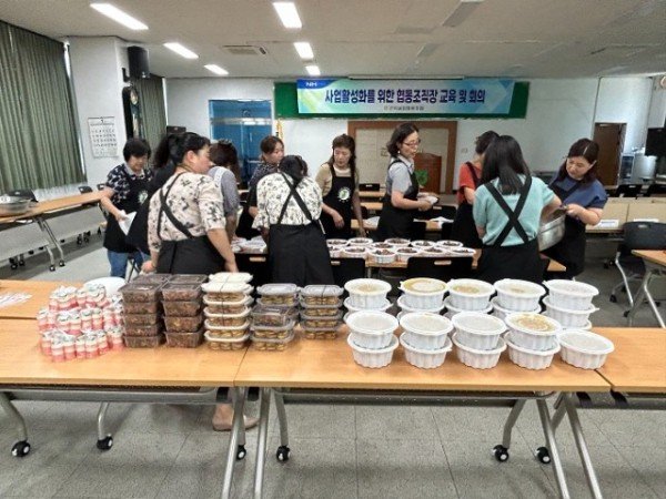230816_행복도시락 나눔 프로그램_지역활력과 (3).jpg
