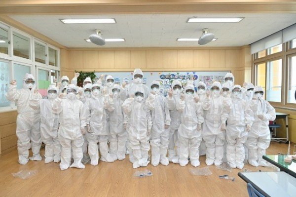 1.임종식 경북교육감, 원전시설 인근학교 보호․대피 훈련 참관(울진 부구초 훈련 참관 모습)01.jpg