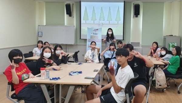 ★ 내꿈에 날개를 달자__특수분장사(3).jpg