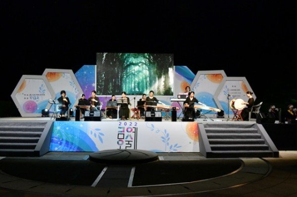 [문화예술과] 2022년 금오예술제_퓨전국악공연.JPG