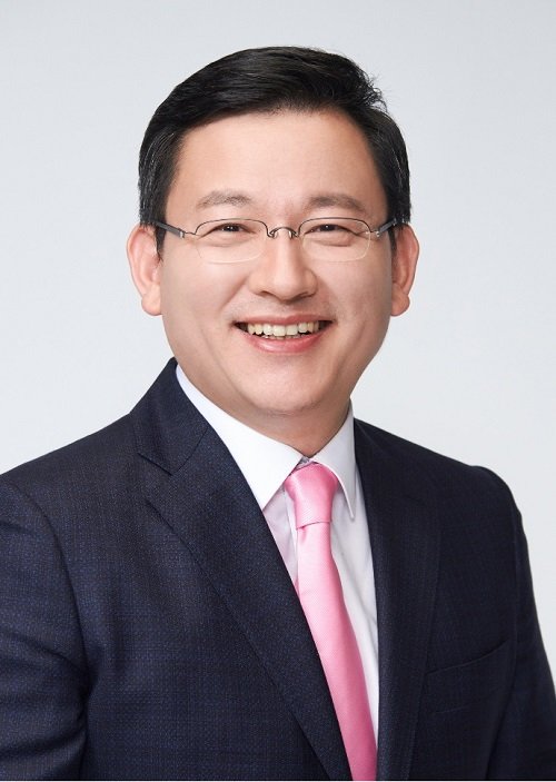 프로필사진_김형동 (1).jpg