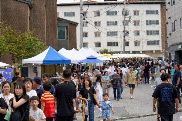 [도시재생과] 금리단길 골목축제 2.jpg