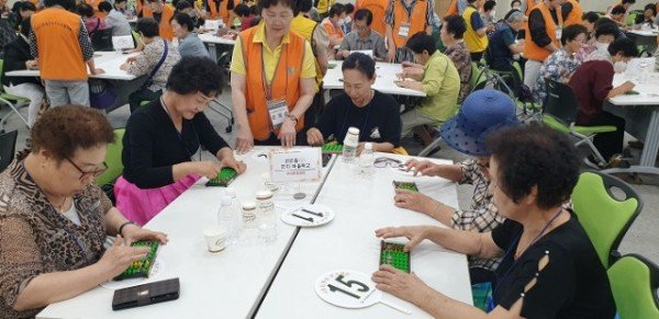 [평생학습과] 제2회 어르신 주산경기대회 2.jpg
