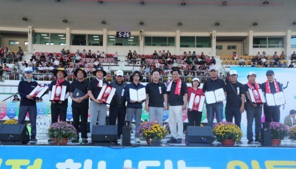 1_565Ud018svc9lo5a9r1jap3_tg3zvl.jpg