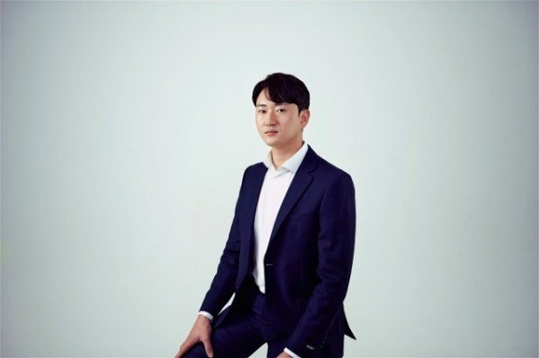 정성식 대표 프로필 사진.jpg