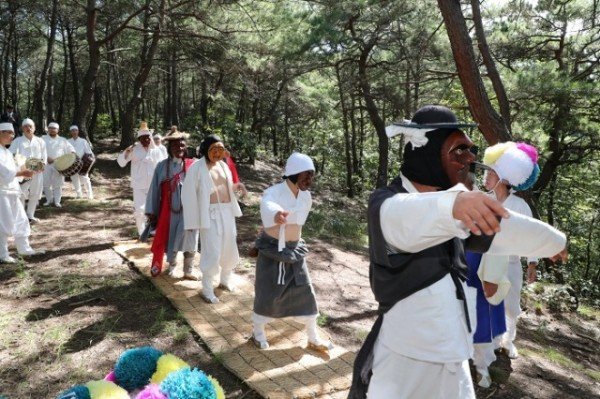 1002 하회마을서 강신마당 열려 ‘탈춤축제 시작’ (5).jpg