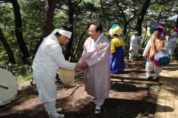 1002 하회마을서 강신마당 열려 ‘탈춤축제 시작’ (12).jpg