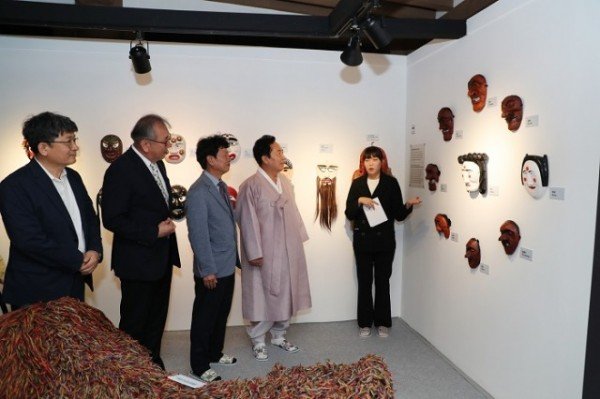 1002 세계탈문화예술연맹 