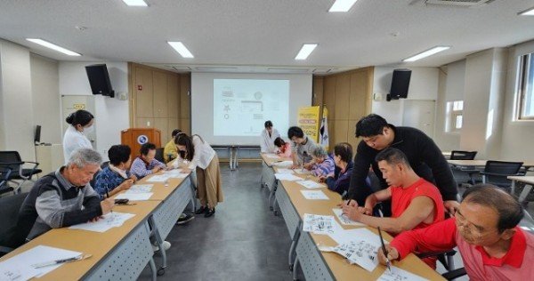 [선산보건소] 손 글씨 체험 교실 2.jpg