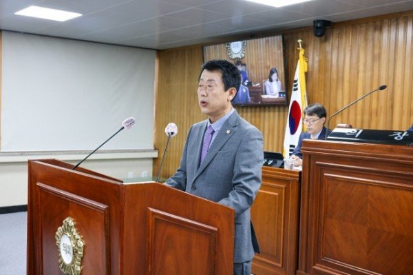 20231016 101251 2023 제276회 임시회 본회의.jpg