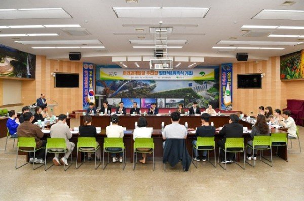 영주-2-1 영주시, 미래과제발굴 추진단 발대식 및 위촉식이 개최됐다.jpg