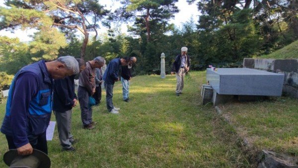 b_a57Ud018svcn6gw2180hp8r_tg3zvl (1).jpg