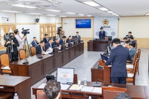 경상북도안동의료원장_후보자_인사청문위원회_사진.JPG