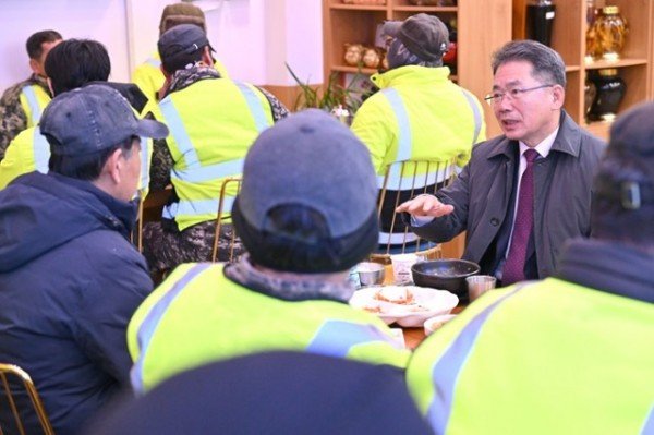신년_환경미화원과 조찬 및 간담회 (4).jpg
