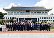 12대_의원_단체사진_23.11.30_(4).jpg