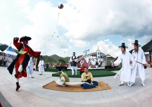 2-3 사진(영양군 원놀음).jpg