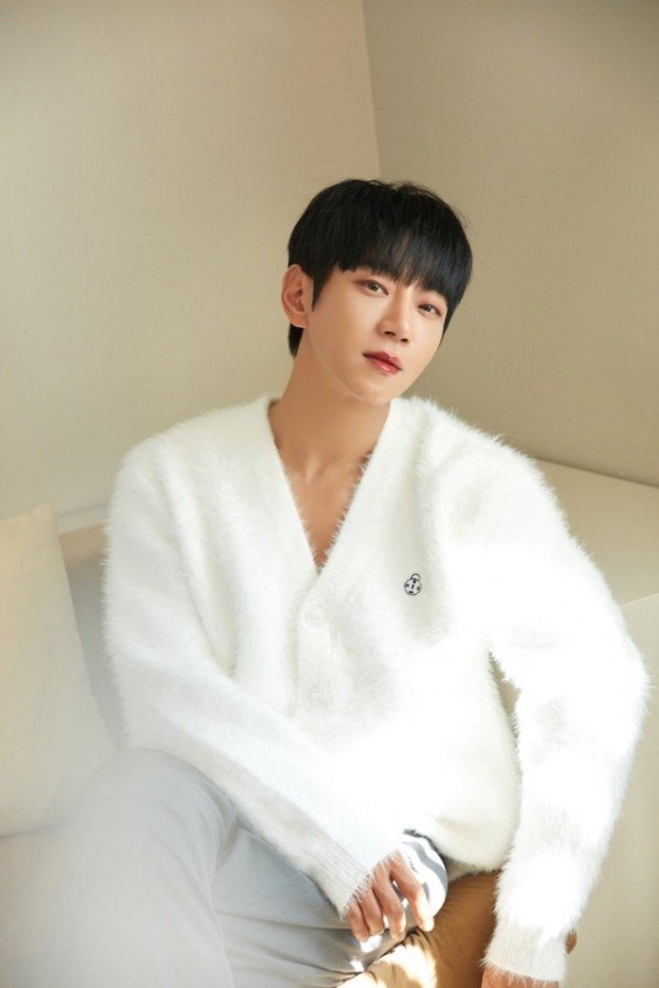 [문화예술회관] 황치열 콘서트_출연진(황치열).jpeg