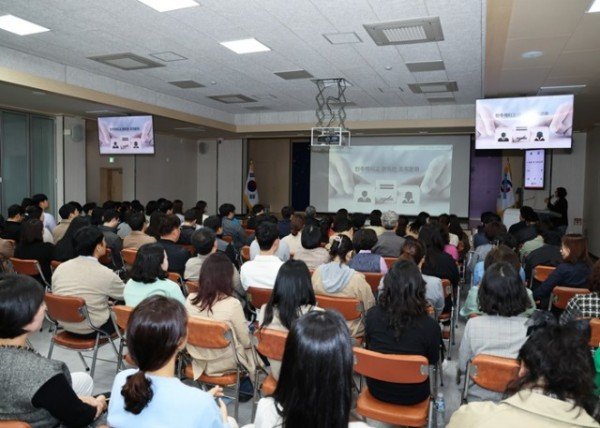 2-3 사진(2024년 영양군청 전직원 폭력예방교육 실시).jpg