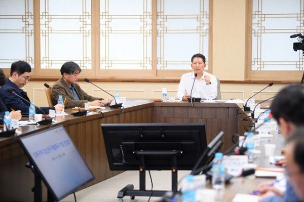 [산단혁신과] 강소연구개발특구 기업 간담회 4.JPG