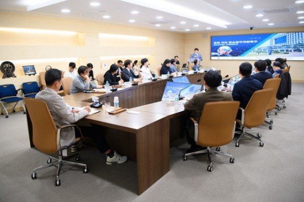 [산단혁신과] 강소연구개발특구 기업 간담회 2.JPG